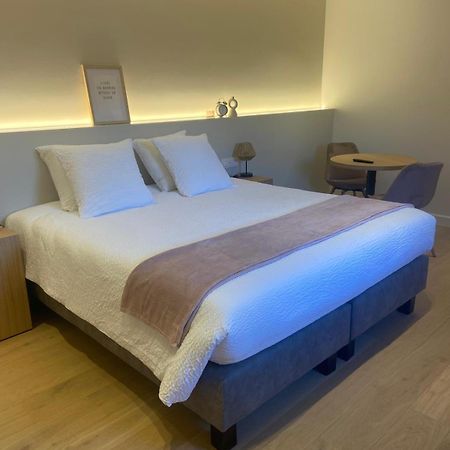Huyze Vinteling Bed and Breakfast Ieper Exteriör bild