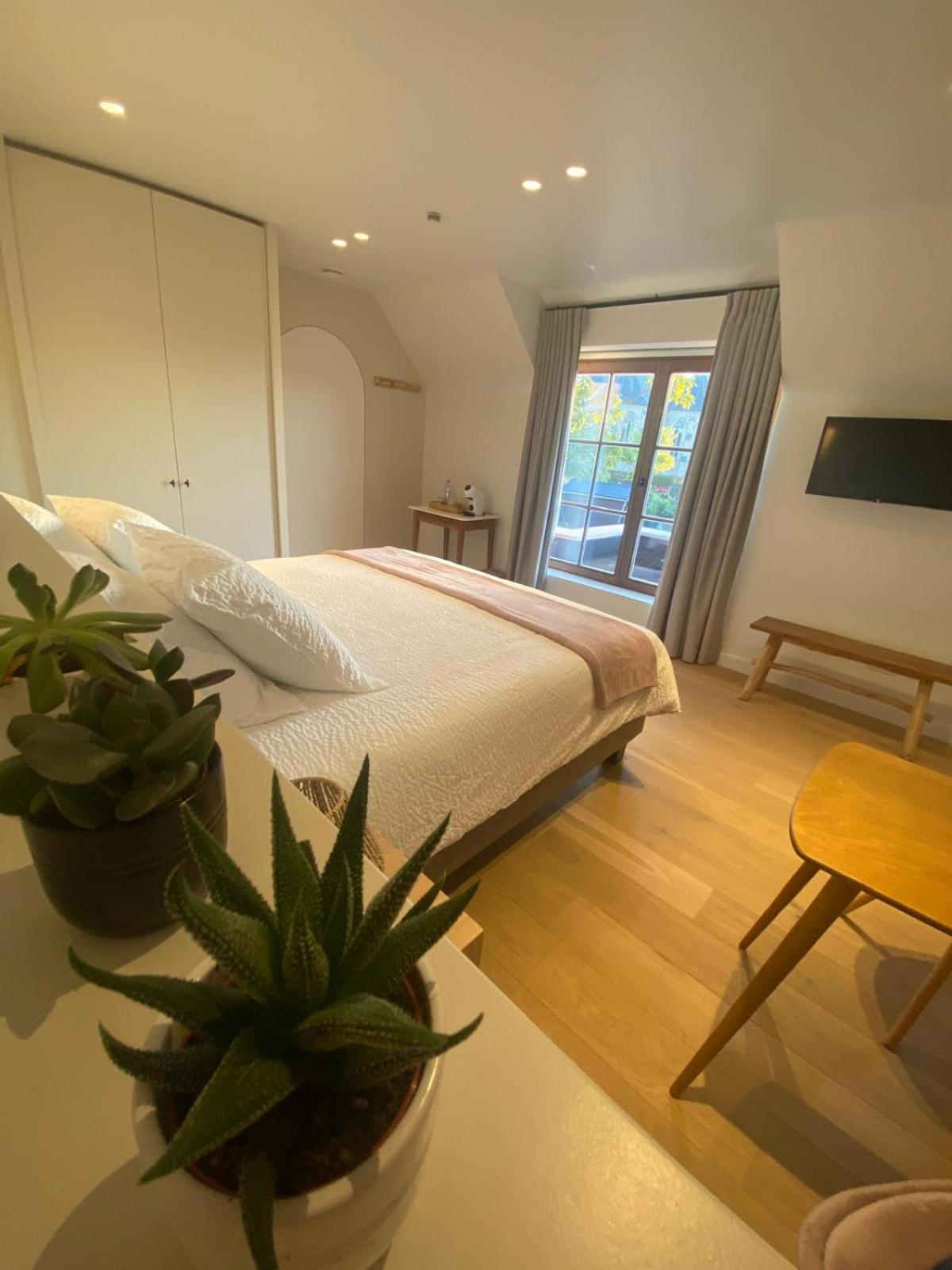 Huyze Vinteling Bed and Breakfast Ieper Exteriör bild